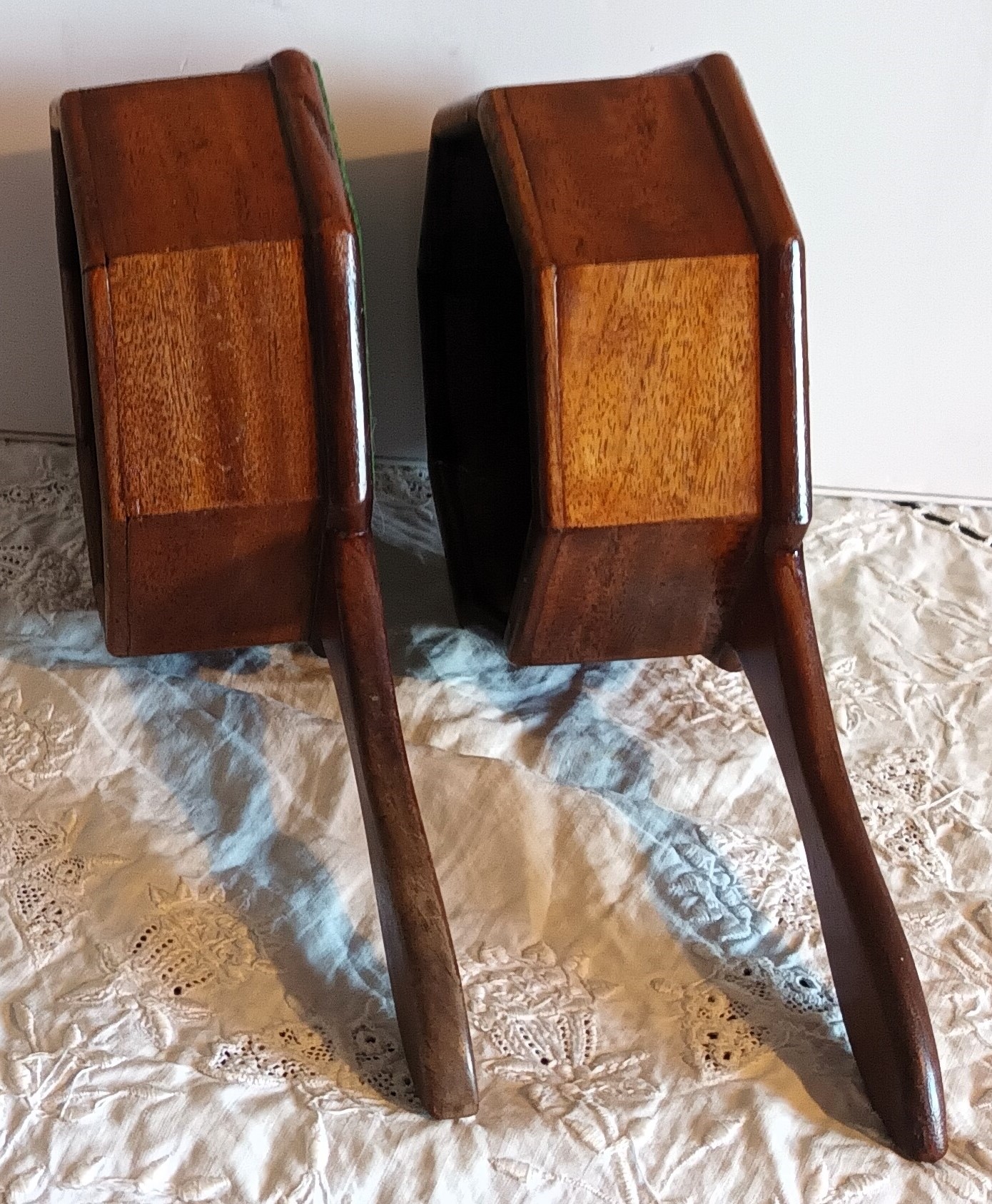 Pair of Antique Welsh Victorian Alms Dishes - Image 4
